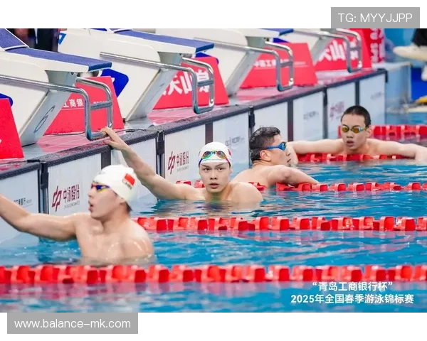 阿龙·佩尔索尔再创佳绩:中长距离仰泳新纪录震撼泳坛