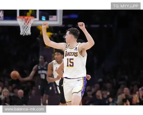 里夫斯成湖人未来核心,球队重建之路迎来关键转折点