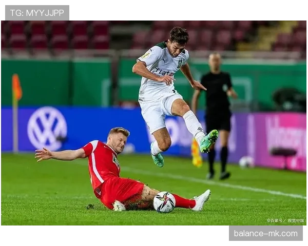 门兴球员状态回暖，点球奇迹助球队赢得关键胜利