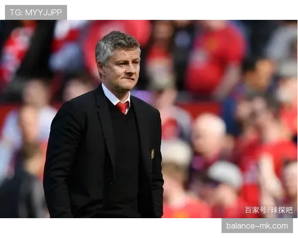 里尔主帅战术风格解析：注重防守组织与快速转换